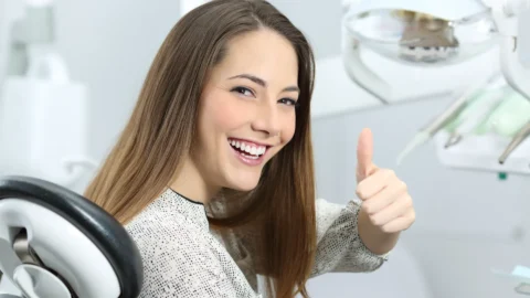 vindecare gingie după implant dentar