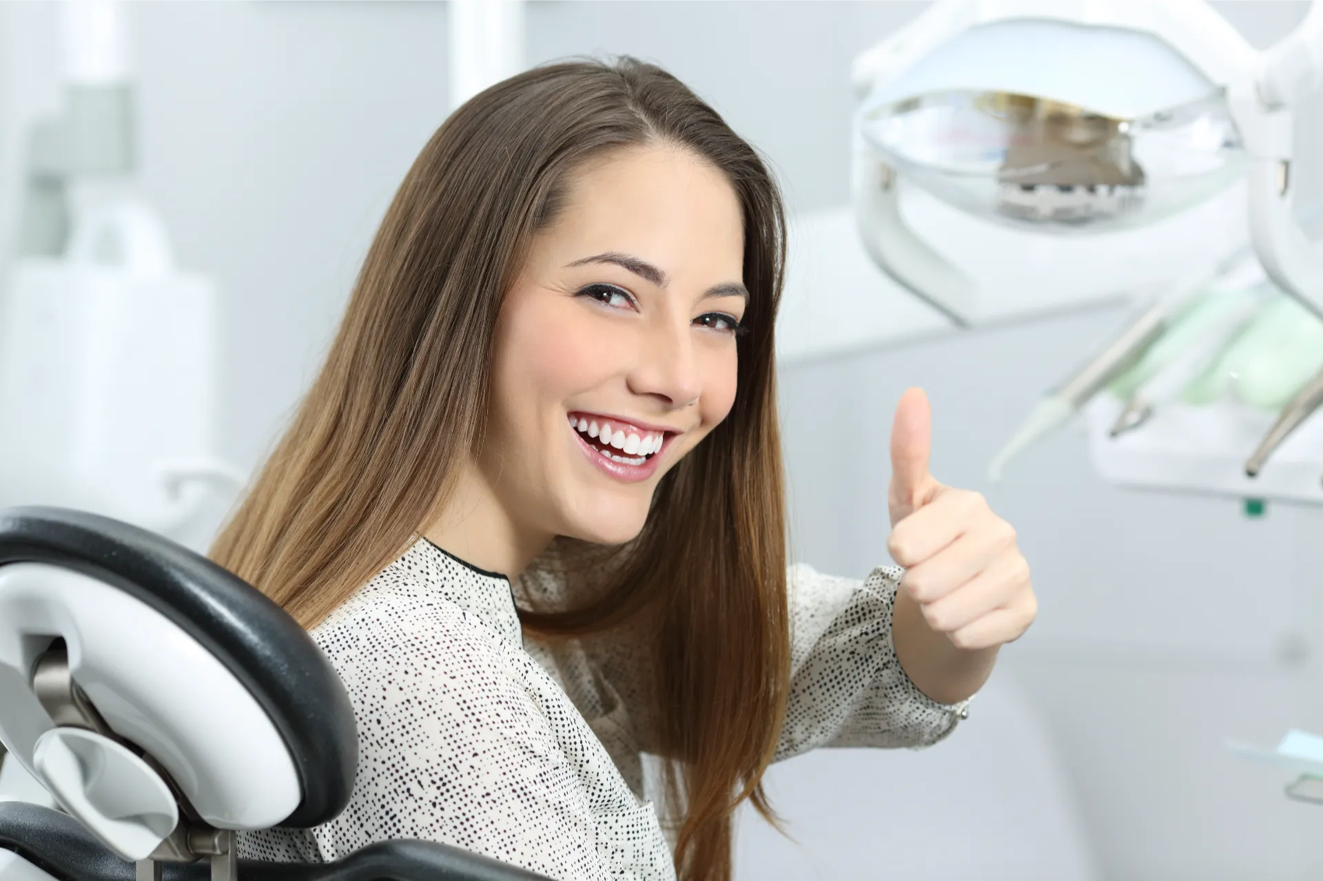 vindecare gingie după implant dentar